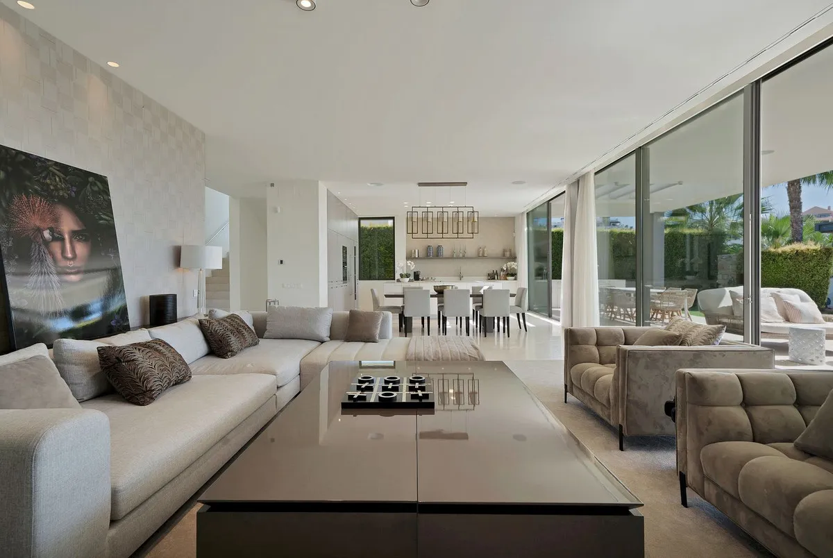 4d5a0d4f-e866-4b47-9b6b-b1cc165b05dd