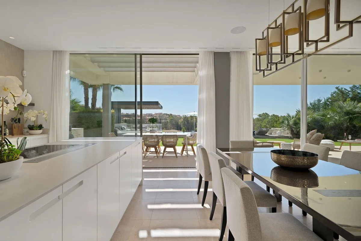 52d89c0a-f0b2-41f9-a457-d1b10461de60