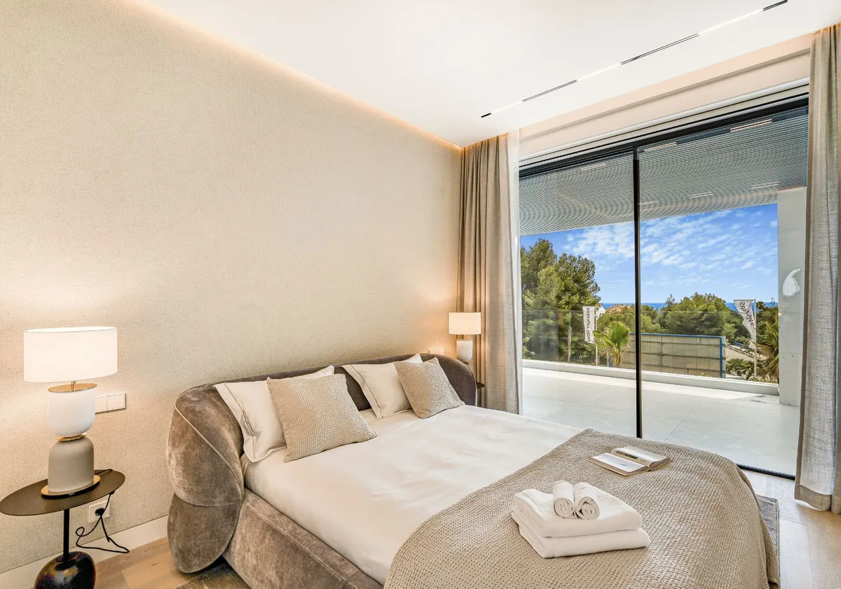 34044423-9d43-408c-9d65-210c609eaf8b