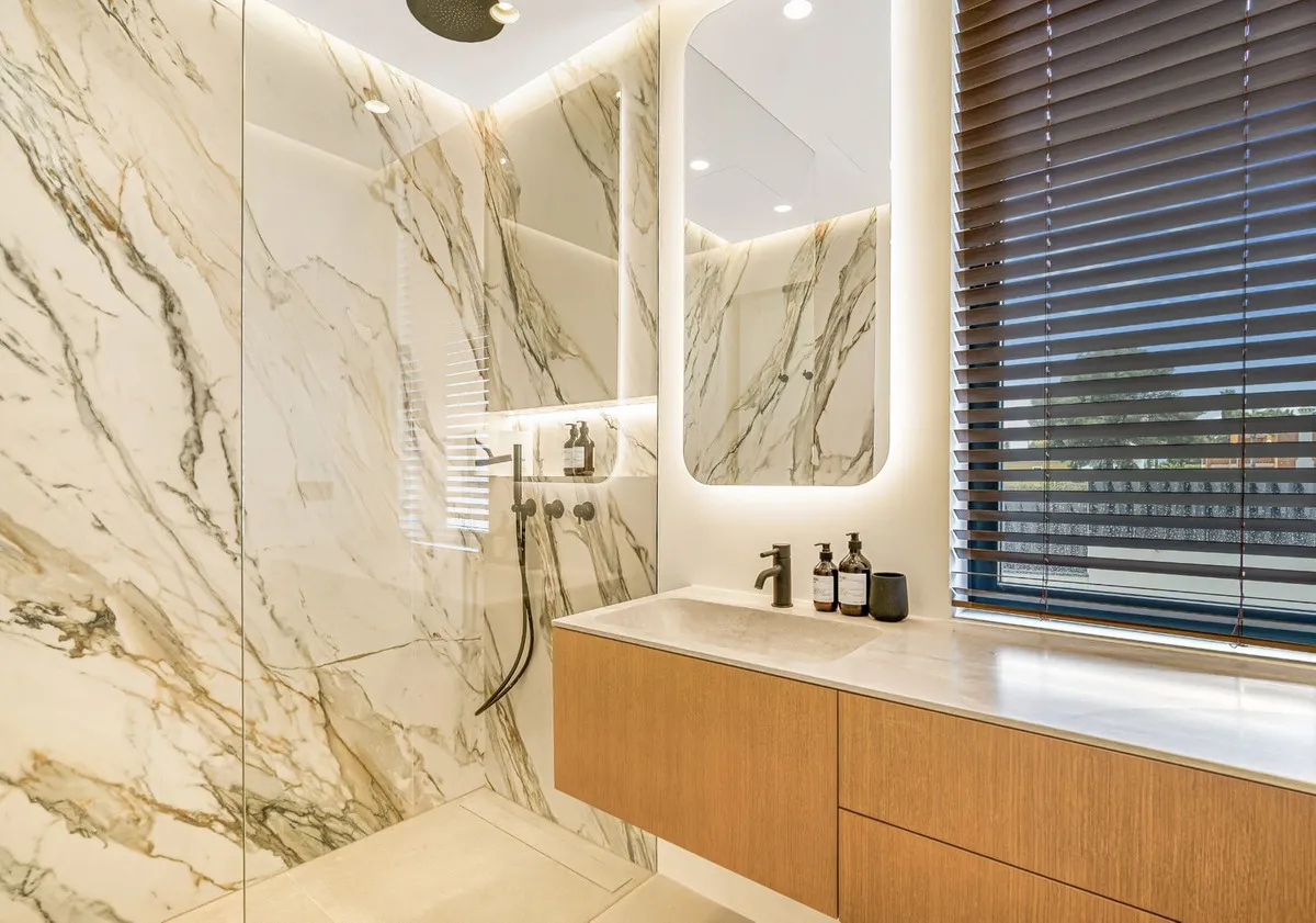 806e6171-3bdc-4174-8101-44240d3599e5