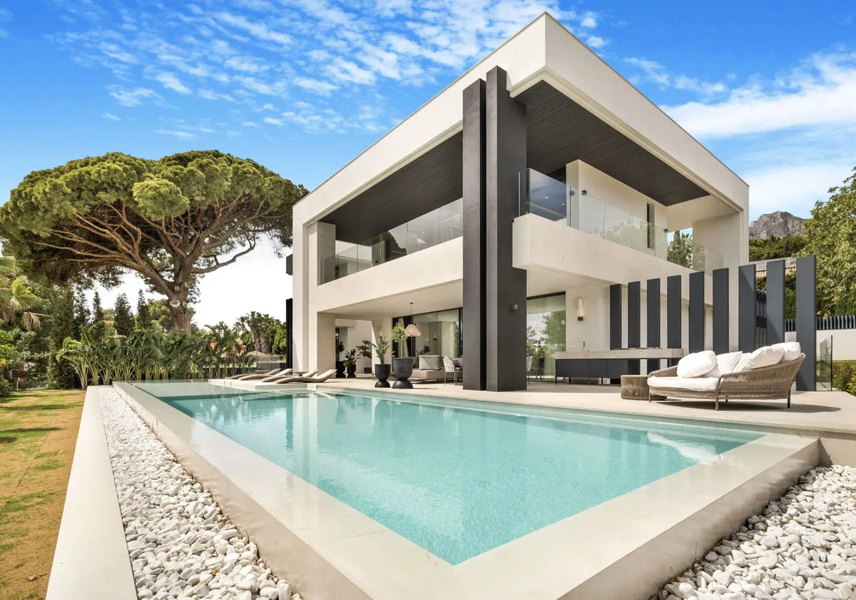 aa35fdcd-43d1-4eff-a7b2-e2a3025a974e