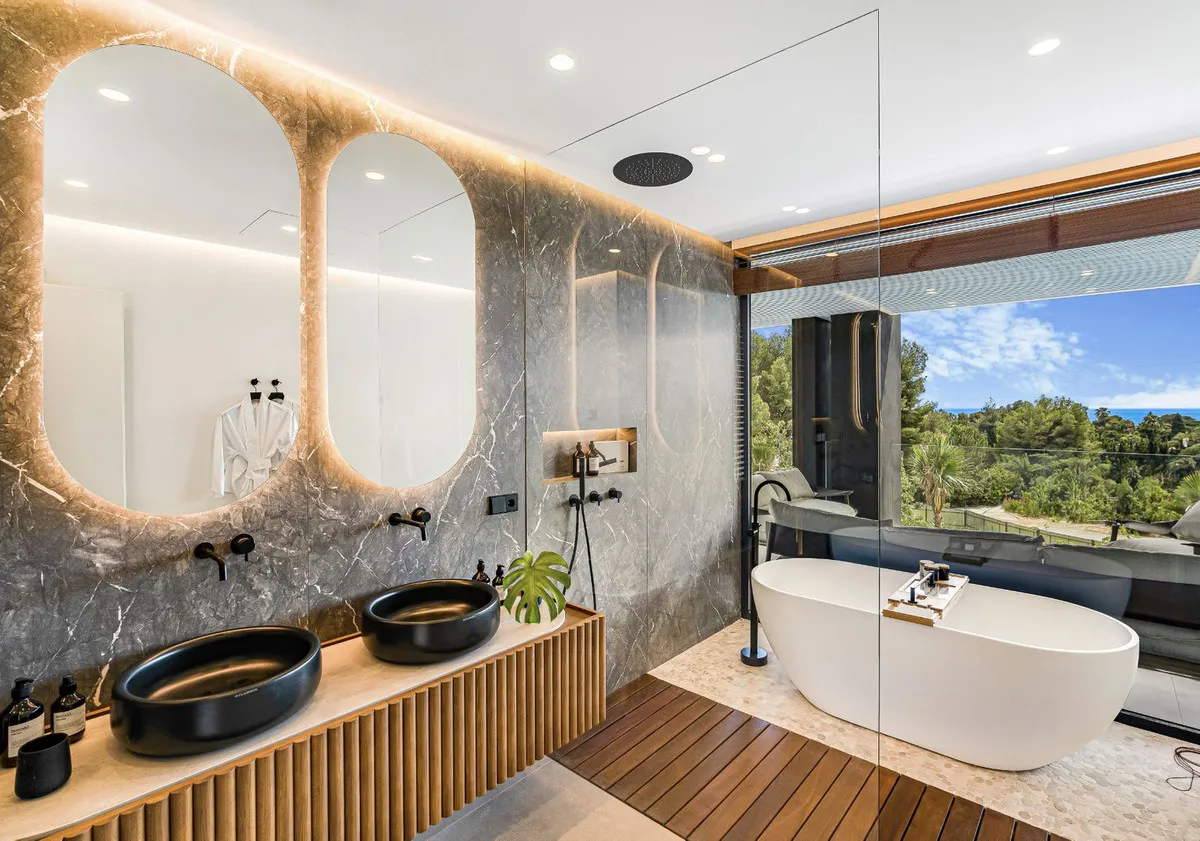 f3ac7f50-c5de-46c3-be67-bb910e99bcfb