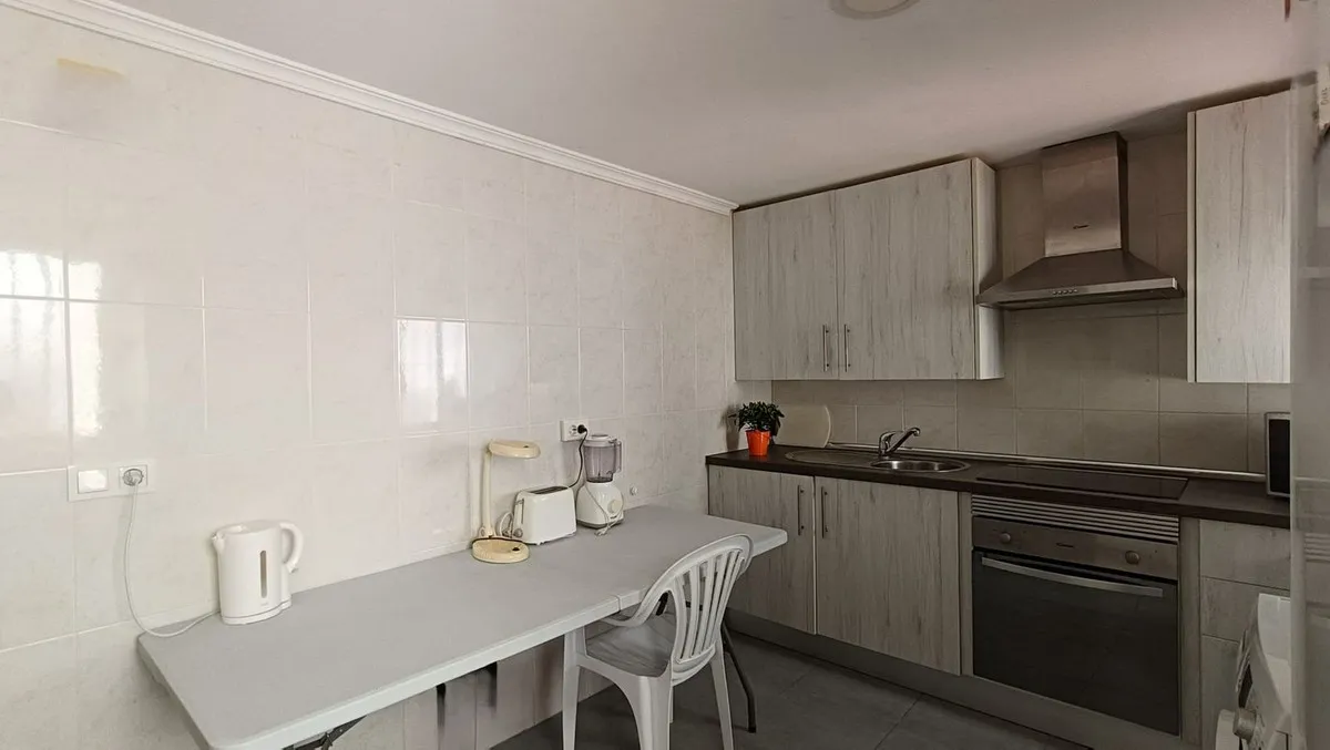 ff673944-8531-47c4-a957-200561995ecb