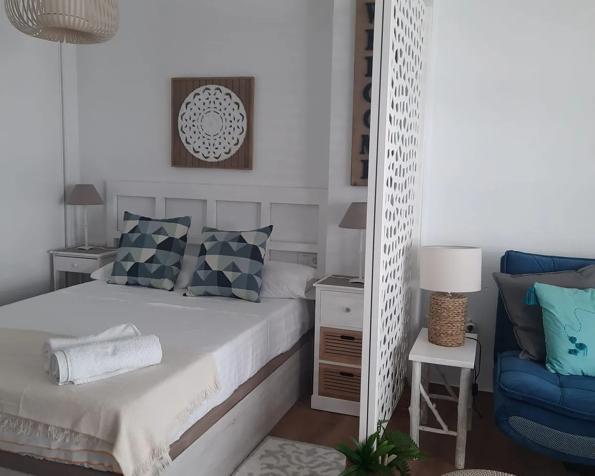 dcfa8ba1-facf-4a8b-afea-9e413490881c