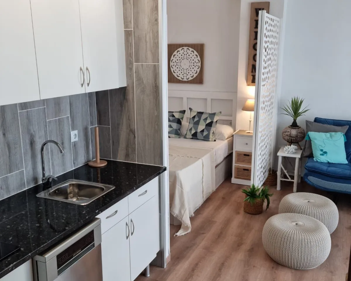 f713c6c8-1b2e-460e-b410-4ee6e6619a16