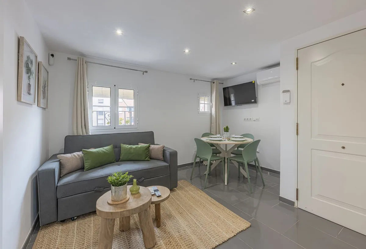 a45eda4e-ec26-4db9-b7b2-21ee54b84ba1