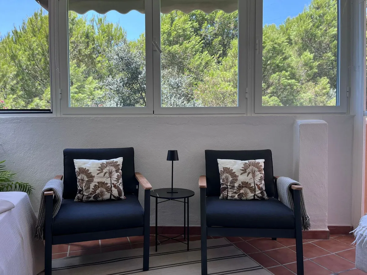 086ae975-fb6a-4d35-9694-49cd1be74793