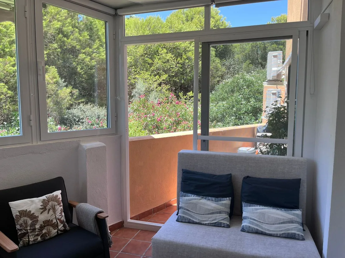 2b24fef6-46f8-44b2-8da1-f73034f57ab0