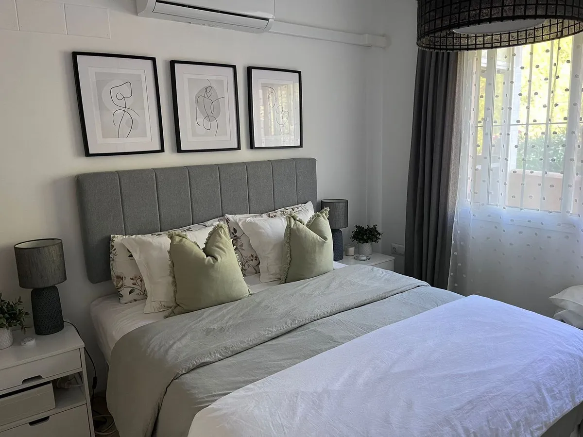 2e2e34f0-652f-4682-b44a-225e8d483395