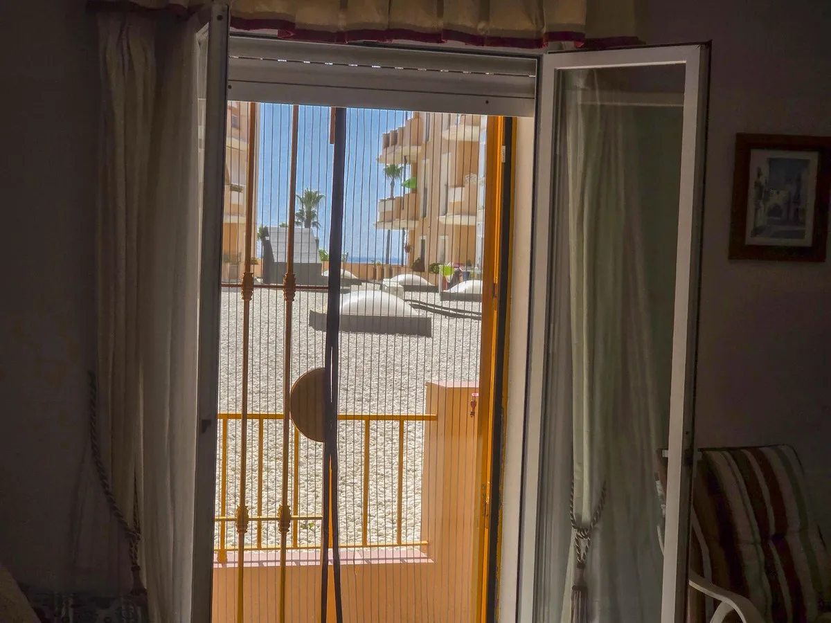 6e90be61-f7ce-401f-984f-de78aa873b60