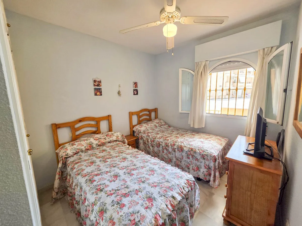 e2fd2e3e-efe4-48c8-a4ea-1b79a4bb5173