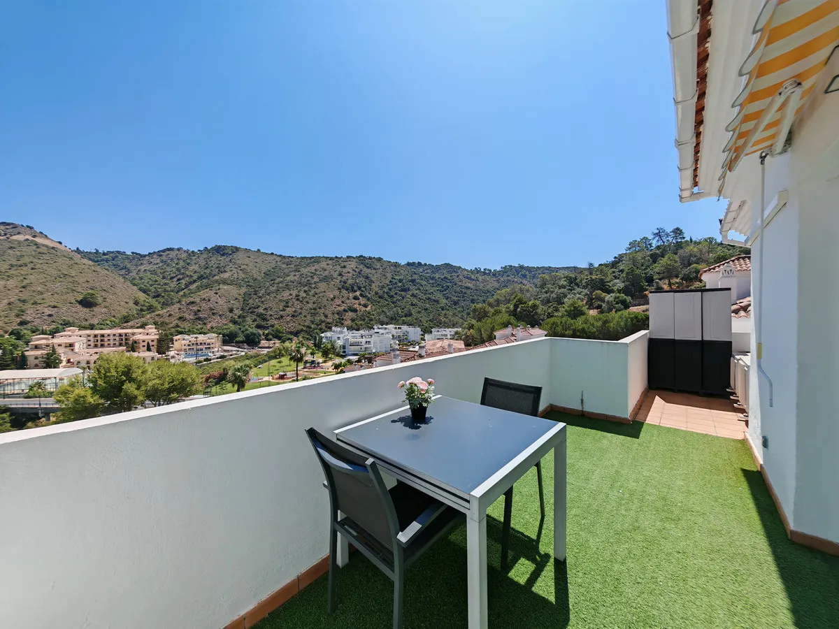 de5f254e-a1de-455e-ad58-337746fd92a8