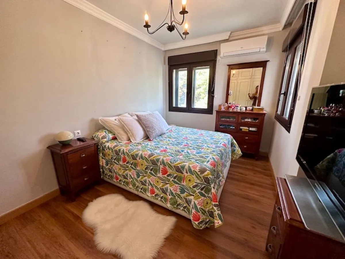 26a402cc-ed80-4920-97f3-355e179b4536