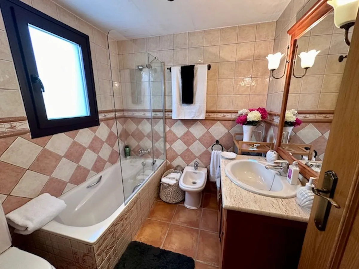 dcdeb51c-cfc8-4371-ae83-5f96ca26188b