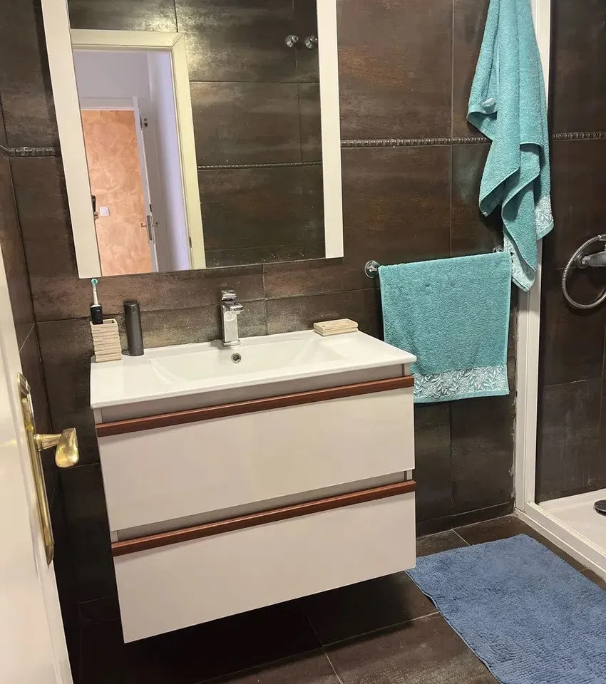 c4dd417a-8635-4d78-9379-50726102b492