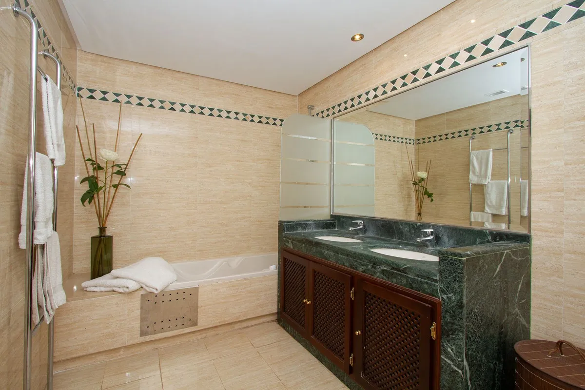 71dd1115-9b31-4735-9823-b53f41633c0a