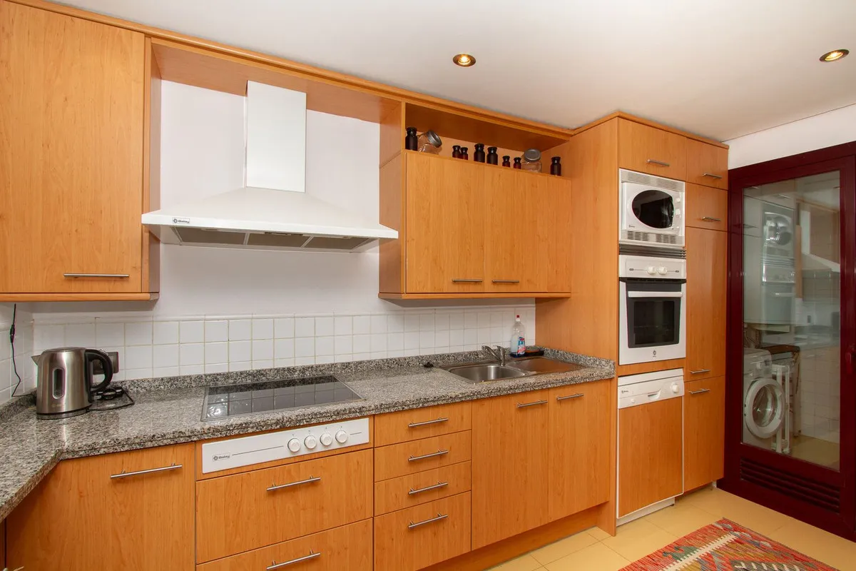 a388cfc5-632b-4cf6-8148-7c52121d1f88