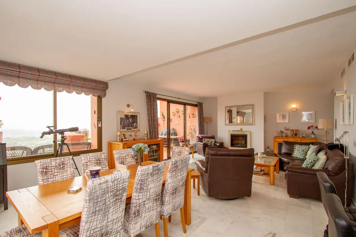 a199e149-baa3-47c1-8b49-92c314023000