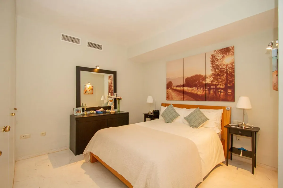 b7992e74-7e41-4a5e-9640-5d392c999bb1