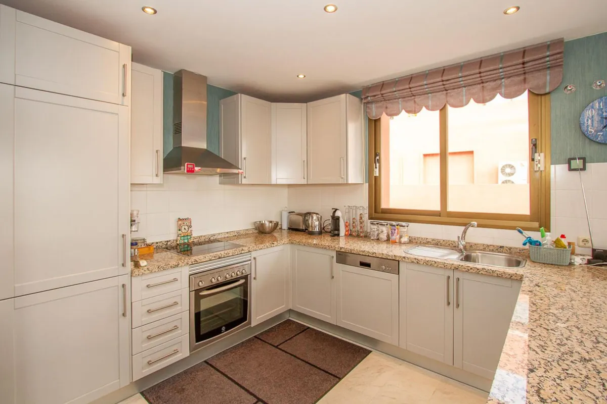 d2bad830-61ed-445a-8de0-0dd54f3a87e6