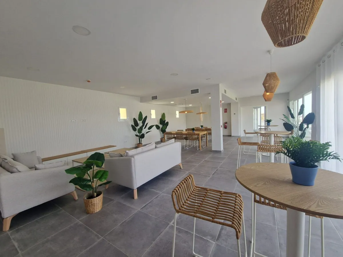 2da0149c-2d68-4ea3-9c3a-79fa334ebf60