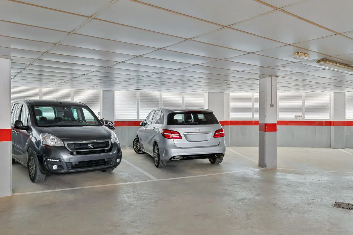 79743b26-9db1-4a47-835a-480a2df0eb97