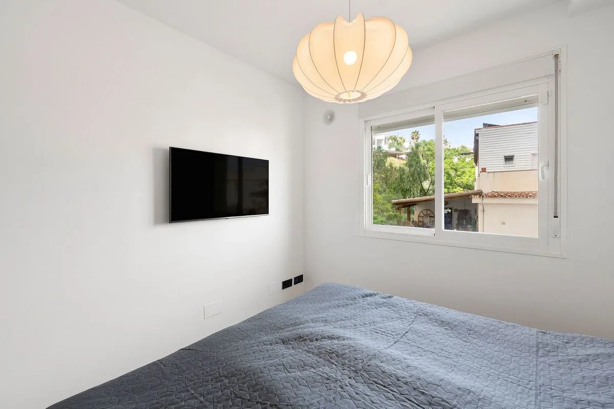 043b3854-7719-4ef5-ab83-95f1b734ef68