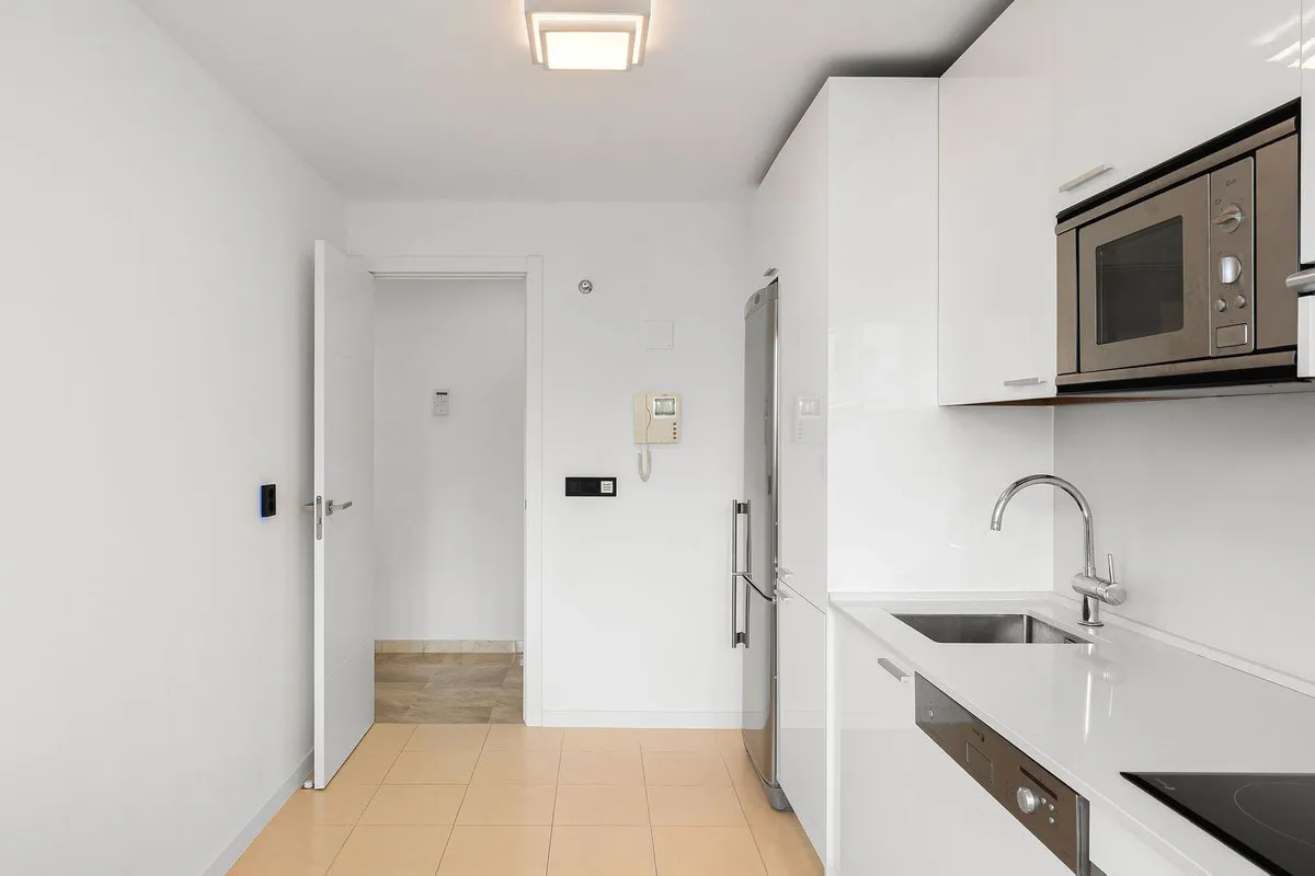 054600a6-0e58-4425-a055-c26628f19fc1