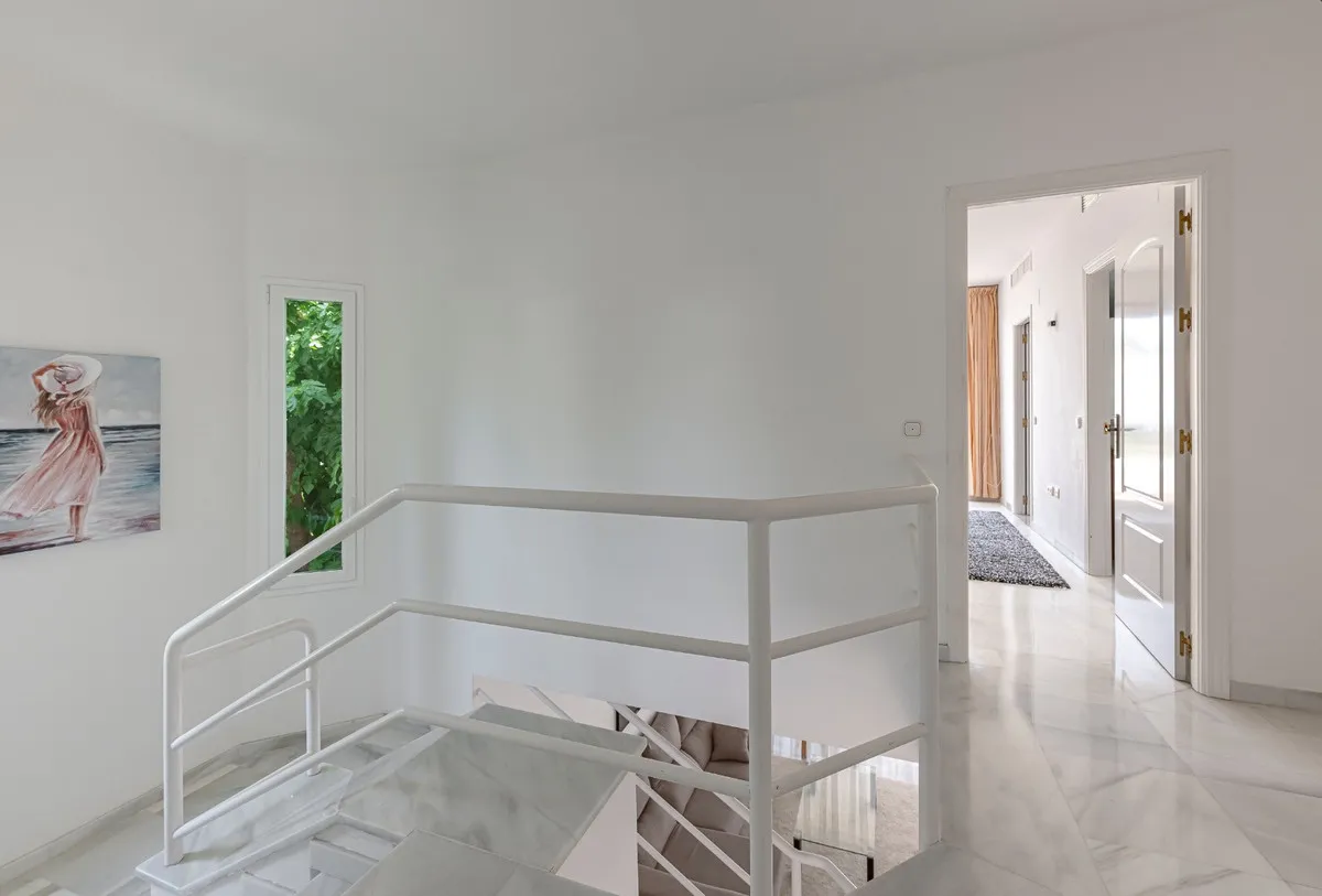 1db67003-5db8-4011-a781-0057fbfbef72