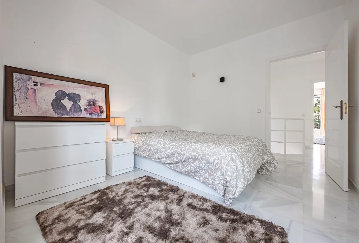 71974c8d-67db-4a94-8297-520ece3eb4d2