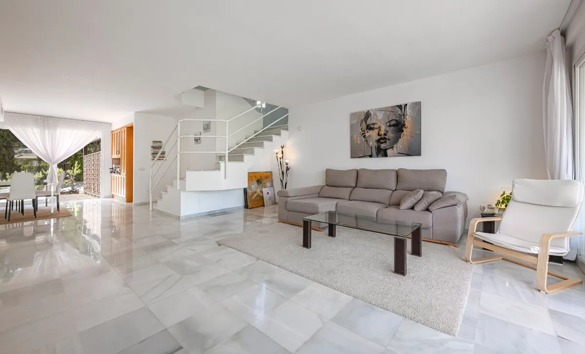 c016509e-ab80-41d4-9020-03b71835c15c