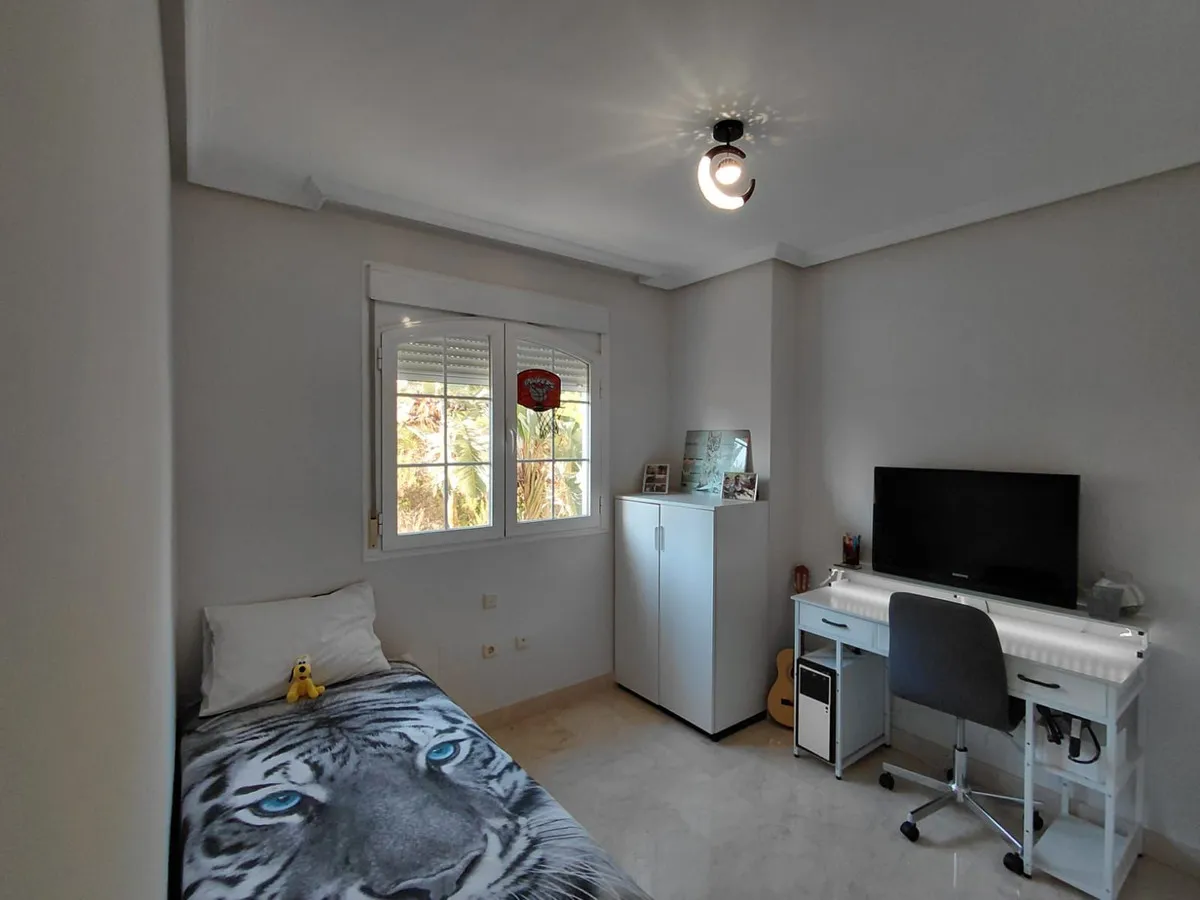 10528a57-4cee-4d0c-aee8-27670c65f8c5