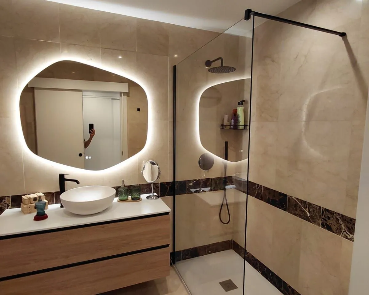 81c064bf-fe48-4a06-a9be-af44d41ee527