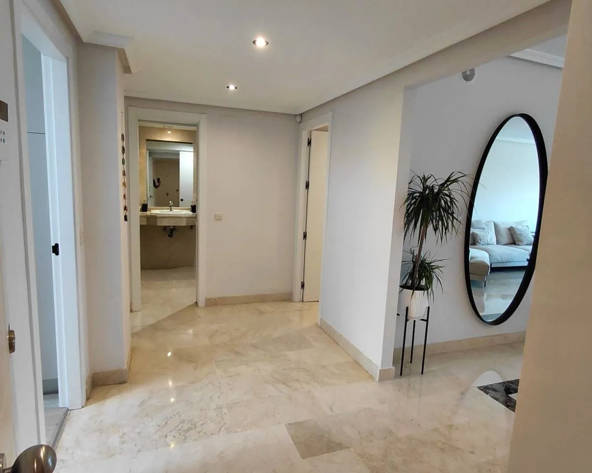 83dee4c6-a67c-465a-9592-18d761bf9423