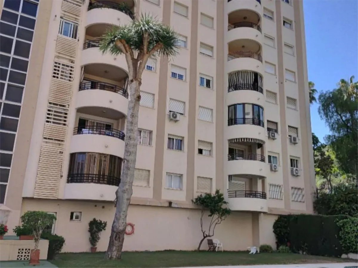 2cc1bac1-ba4f-4013-9691-550629f96619