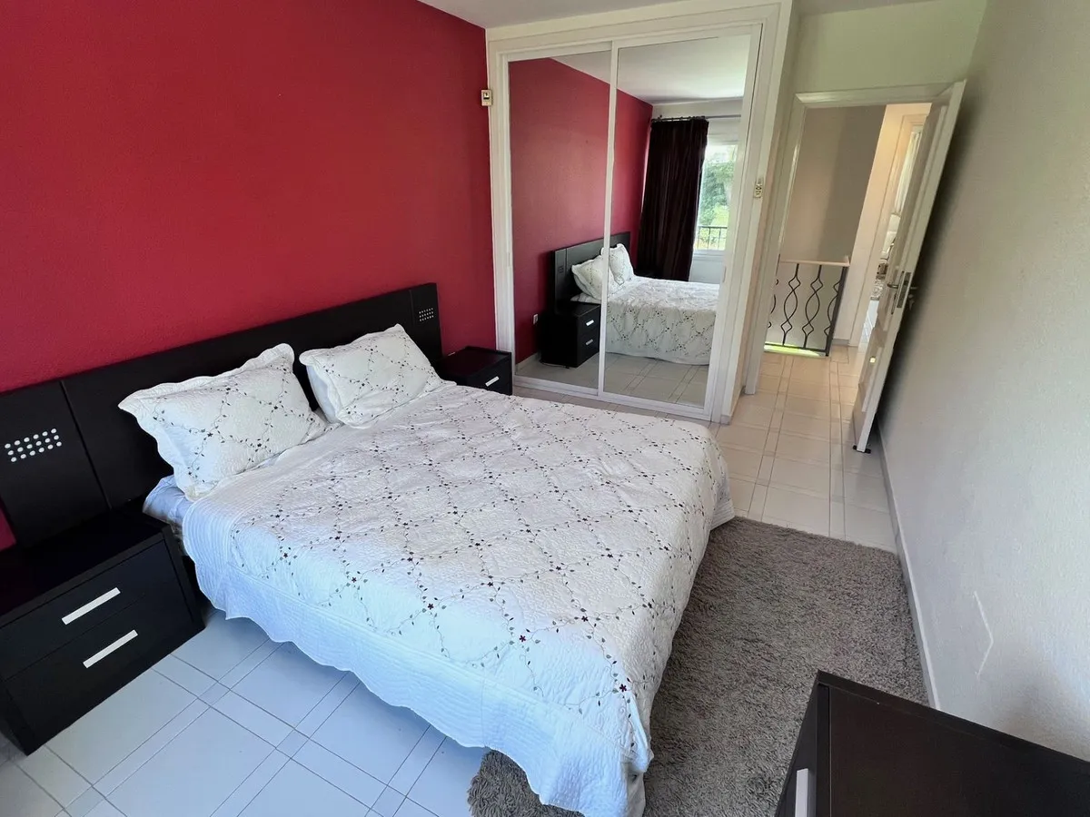 040e931f-daad-4441-bb18-ea4dbf79622b