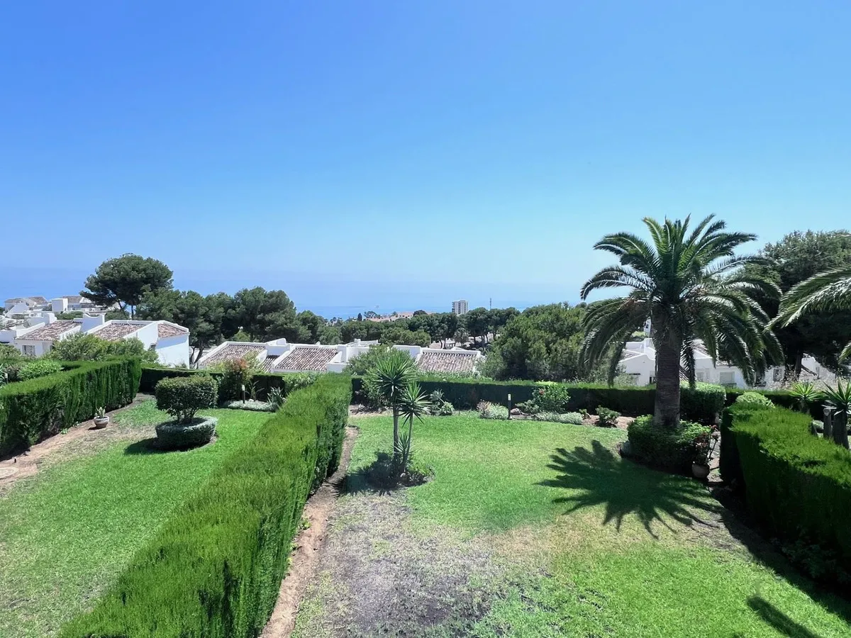 4b52a2d0-db0c-4293-a7e0-e71d4fc8f849