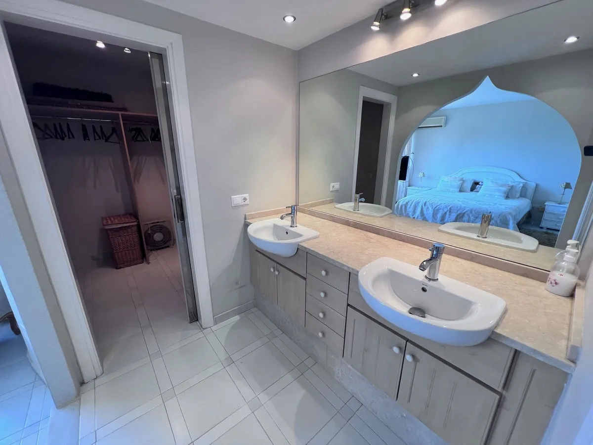 5167173e-2ec3-4153-835d-19acf28d5ab6