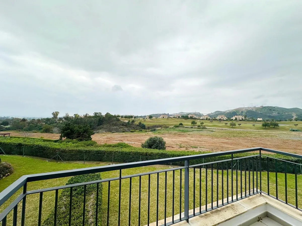 1a0893e1-fbaf-4790-aa08-06e475dac781