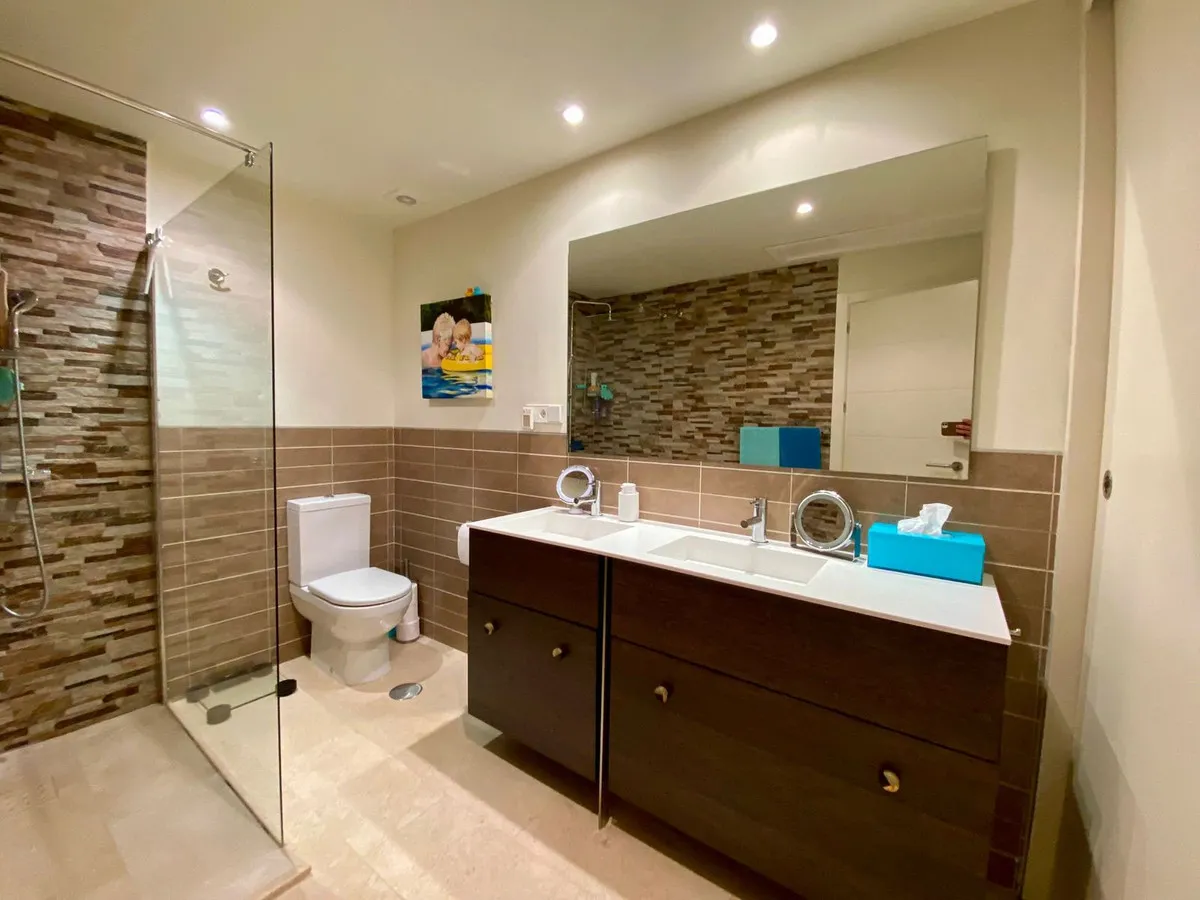 c5d6684b-a807-4602-a31b-b6ccd15bea7a