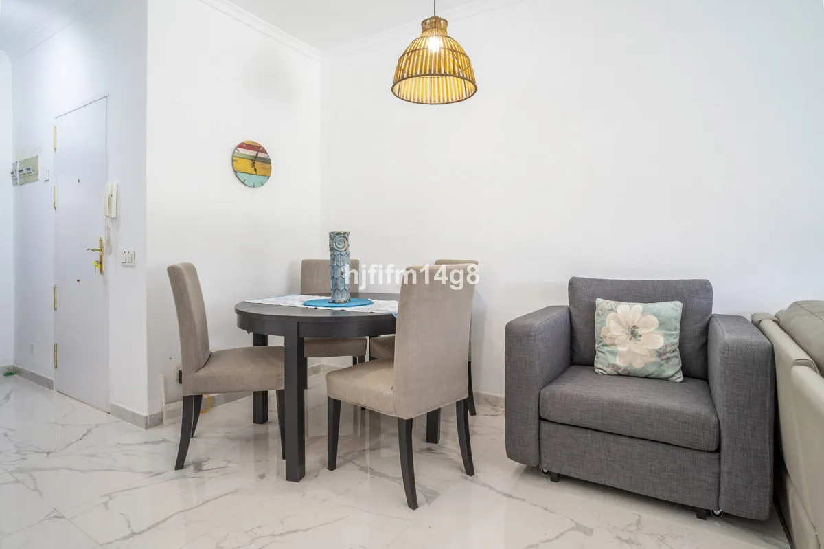 4ad41586-2900-4996-98ff-ae50adc6e99d