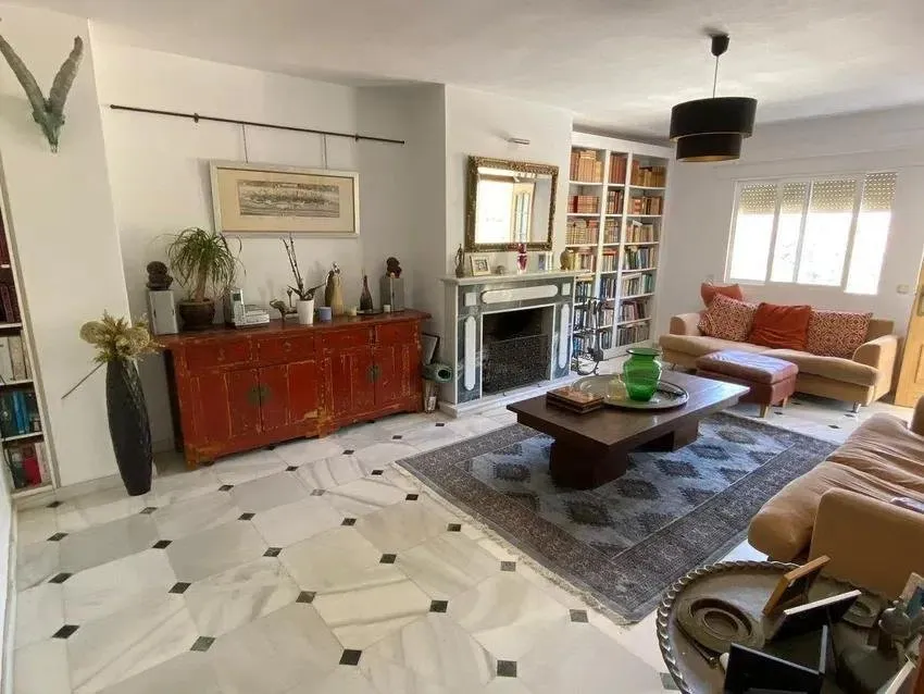 e6e6d713-e1ad-4a66-a17a-1d9d8dec6b26