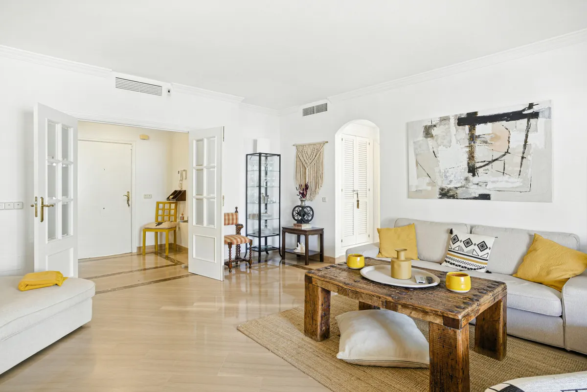 4f7b7bc0-c835-4328-a30d-f0f39ecc8875