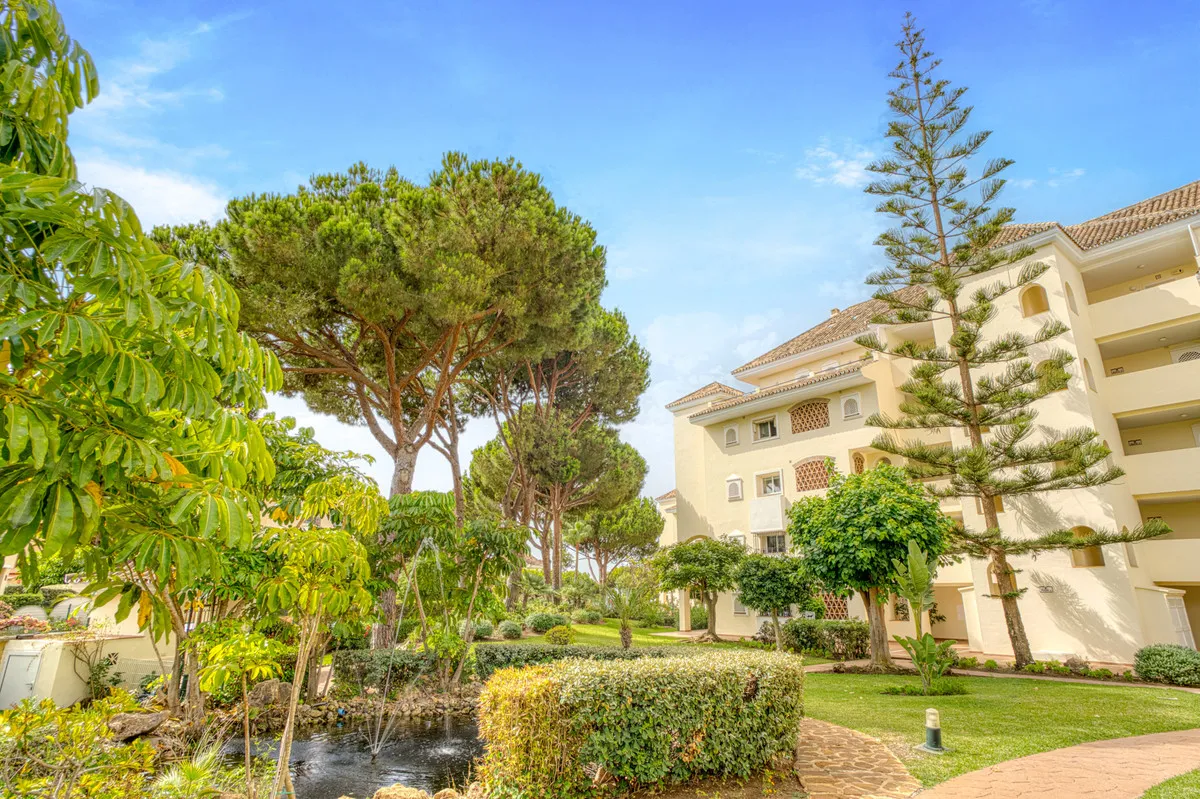 a6780132-d0c3-4038-a2a6-663d45ff2444