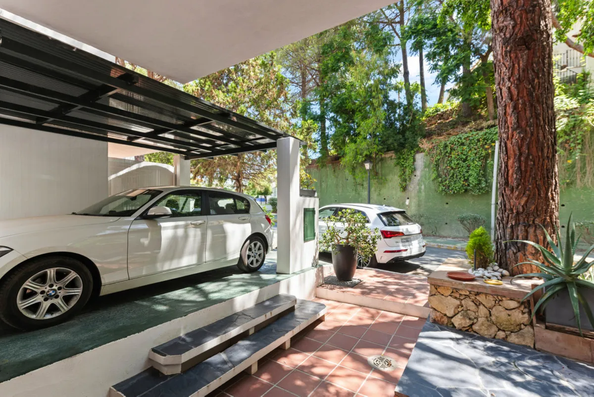 2622c166-83bb-4c33-ac3c-84a8947677ff