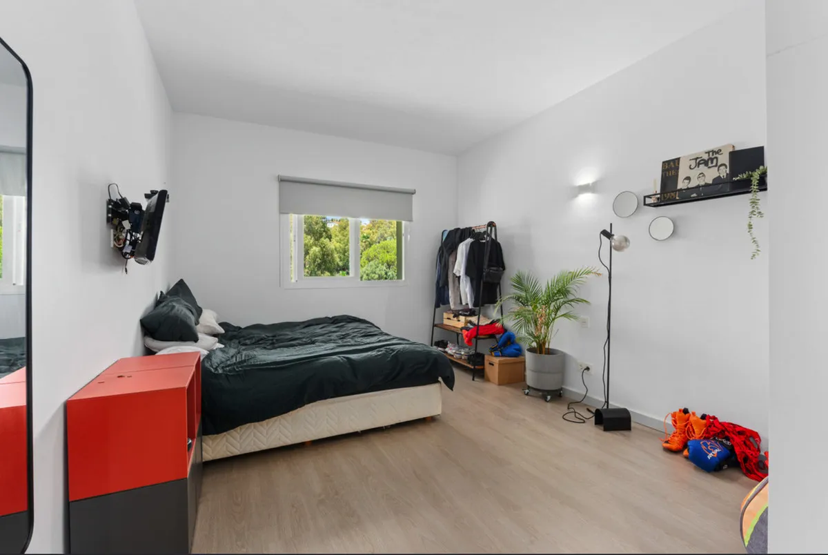 9526e112-dbbd-4d22-9b6a-6f0f41c4d97a