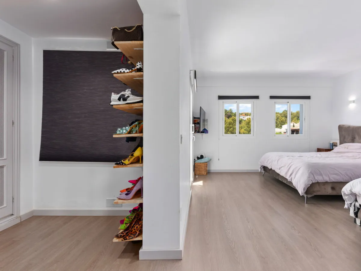 c1b911c2-f8b3-495e-9cb8-ebb971f4a575