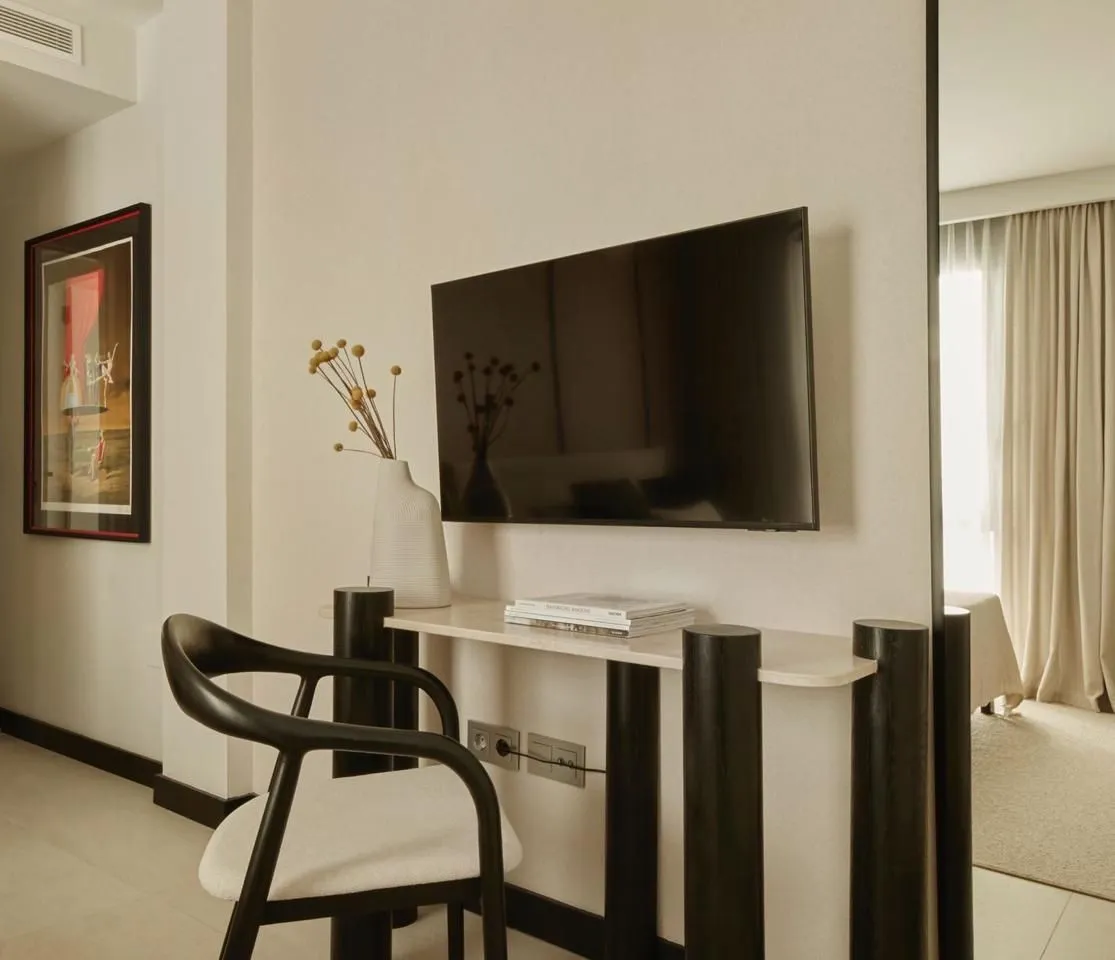 255b3aeb-2a32-4f07-8ad7-b3e83f1cd28b