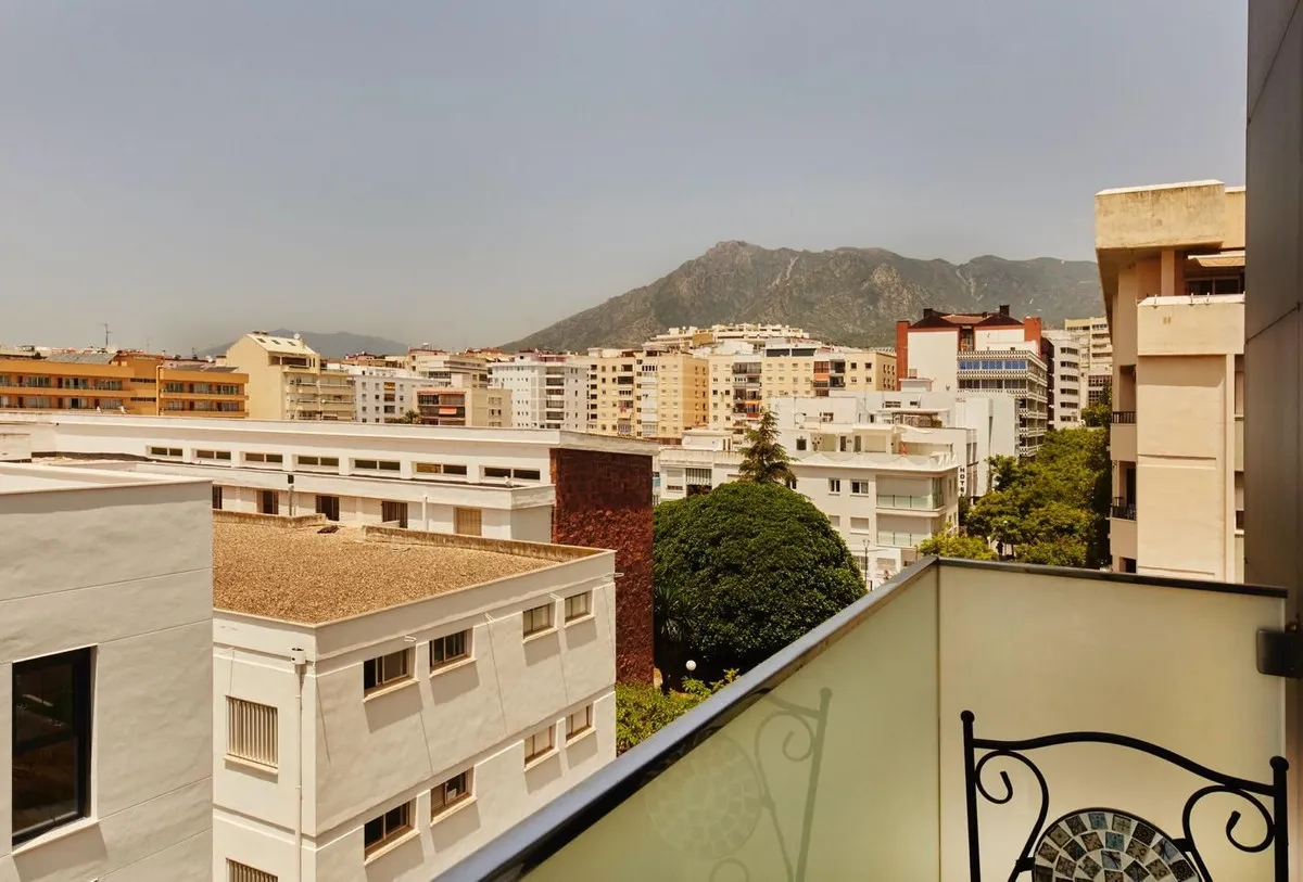 a8766647-f4a5-4aff-98ef-2b7162ee505a