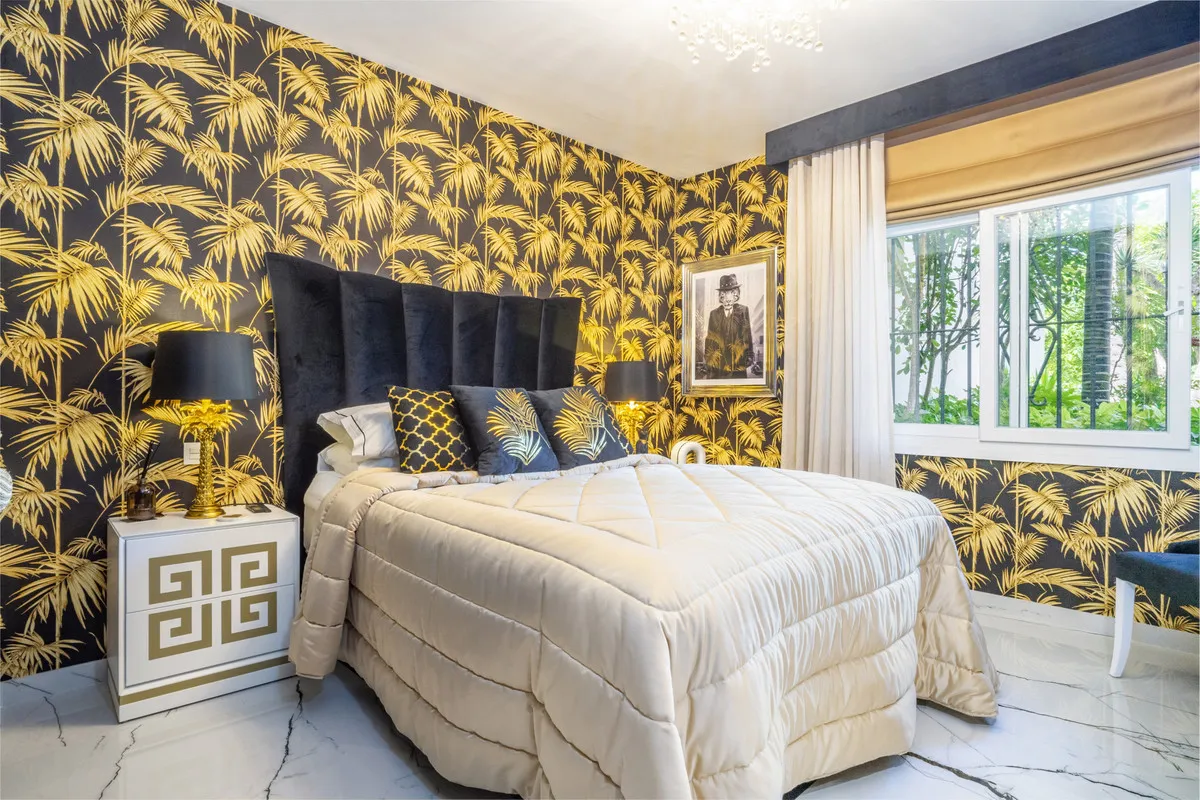 03bbf595-a8a1-418c-92e8-1c0f48e28d7c